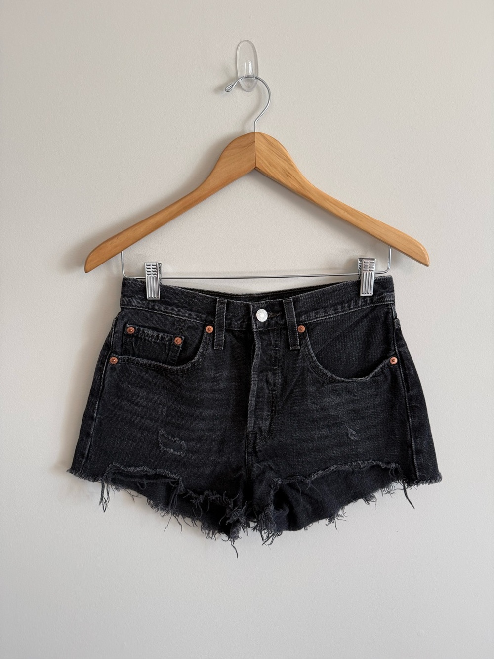 LEVIS 501 SHORTS - Picture 2 of 7